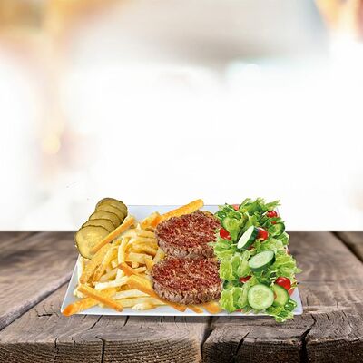 Дабл биф на тарелке в Papa Grill по цене 553 ₽
