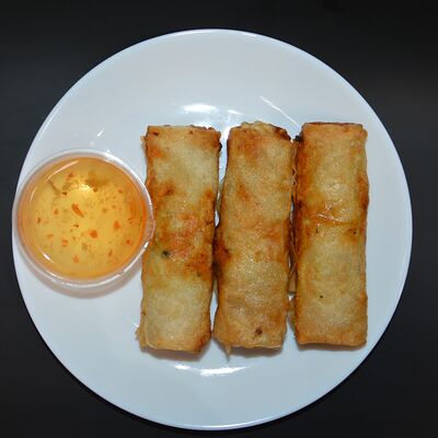 Нем Ран с курицей в TOM Вьетнамская кухня по цене 530 ₽
