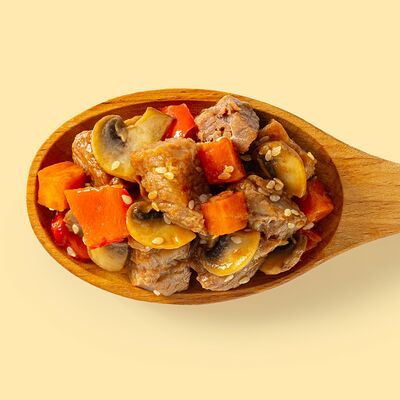 Говядина с овощами вок в Крошка Картошка по цене 153 ₽