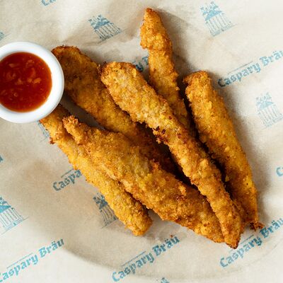 Хрустящие куриные стрипсы в CASPARY BRAU по цене 490 ₽