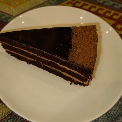 Торт Шоколадныйв Пловно-Сытно Premium & Grill по цене 480 ₽