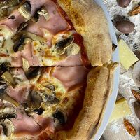 Прошутто и фунги (ветчина и грибы) в Ароми