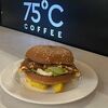 Бейгл с курицей и картофелем в 75coffee по цене 450