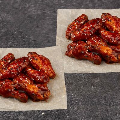 16 Крылышек под соусом в Крылышки & Рёбрышки по цене 1164 ₽