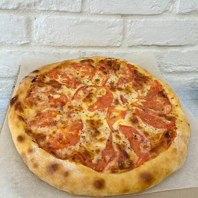 Пицца Маргарита в Пиросетия Осетинские пироги по цене 780 ₽