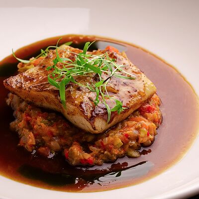 Дымный чир с печеными овощами в Осип Терлеев по цене 990 ₽