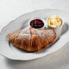 Круассан с вареньем и сливочным маслом в Villa Pasta по цене 420
