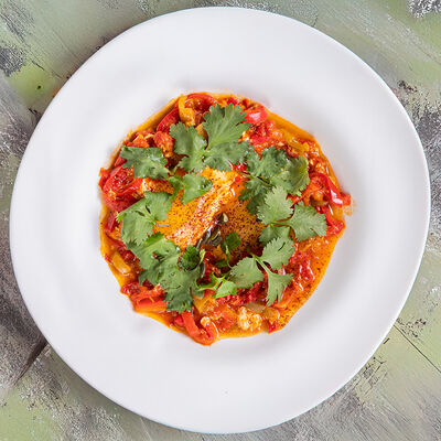 Шакшука в М2 Органик Клуб Патриаршие по цене 750 ₽