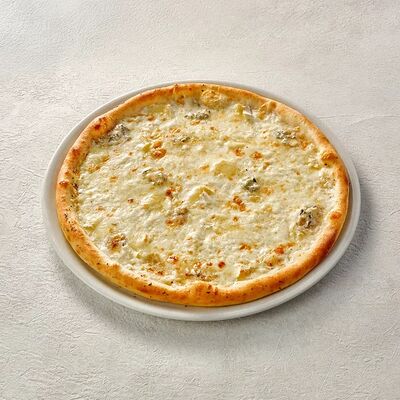 Пицца Кватро Формаджи в Пеперончино по цене 955 ₽