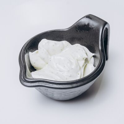 Соус Чесночный в Мастер шашлыка по цене 75 ₽