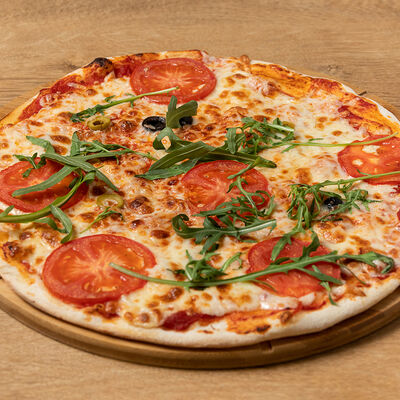 Пицца Маргарита в TeaRoom по цене 667 ₽