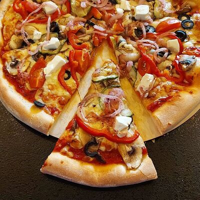 Пицца Вегетарианская в Пхали-Гали по цене 700 ₽