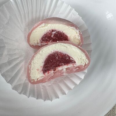 Моти Клубника со сливками в Elinabuket по цене 200 ₽