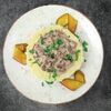 Бефстроганов из говядины с картофельным пюре в Хачапури по цене 910