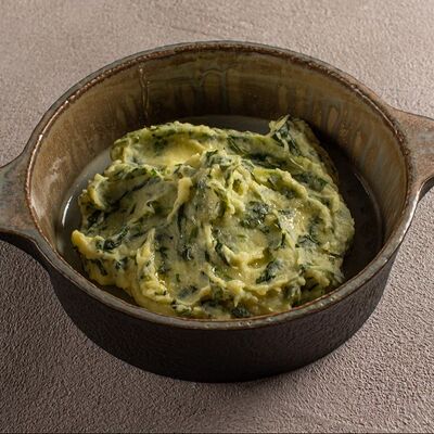 Картофельное пюре со шпинатом в Оджахури по цене 320 ₽