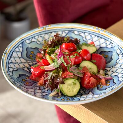 Салат с грядкив Orengo food по цене 490 ₽