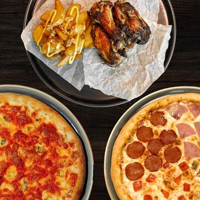 Xl комбо в Шпитса пицца по цене 1290 ₽