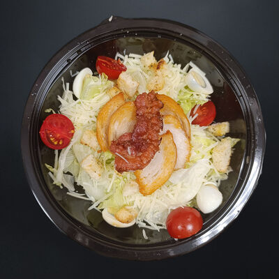 Цезарь с курицейв Пицца vs Роллы по цене 390 ₽