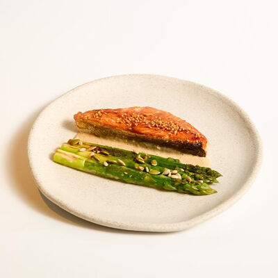 Лосось с брокколи в Beyond по цене 1550 ₽