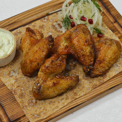 Куриные крылышки BBQ в Лесная поляна по цене 640 ₽