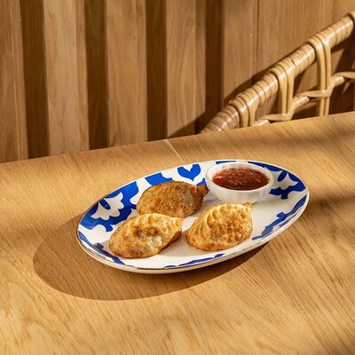 Манты с бараниной жареные в Lali по цене 680 ₽