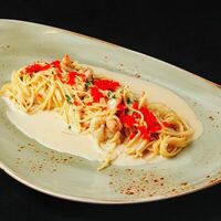 Паста с креветками и икрой в Кабуки