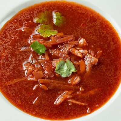 Борщ украинский в William Bass по цене 700 ₽