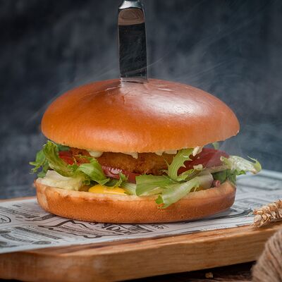 Чикенбургер в Brauplatz по цене 630 ₽