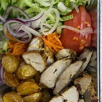 Шаверма куриная на тарелке в Шашлычок