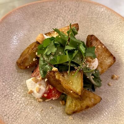Д Салат с жареным баклажаном в Антресоль по цене 630 ₽