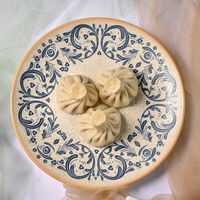 Хинкали с грибами и сулугуни в Хоттабович и Бирлиман