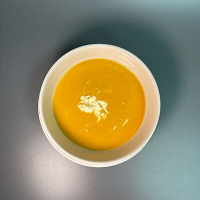 Тыквенный крем-суп с сыром в Парнас по цене 460 ₽