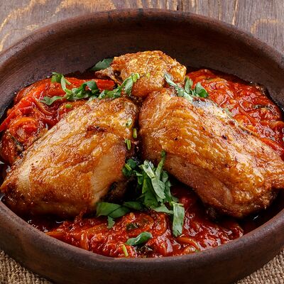 Чахохбили из курицы в У Ханумы по цене 580 ₽