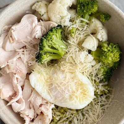 Боул с индейкой NEW в Светлица по цене 780 ₽