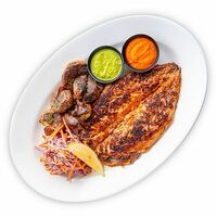 Скумбрия с канарским картофелем в Fisha Raw Bar & Grill