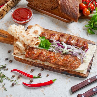 Люля-кебаб из говядины в Домашний Вкус по цене 910 ₽