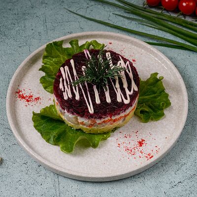 Салат Сельдь под шубой в КАФЕ ВЕСНА по цене 650 ₽