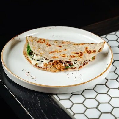 Роти с рваной свининой в Waterzooi по цене 780 ₽