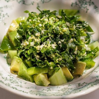 Зеленый салат в Niki по цене 1050 ₽