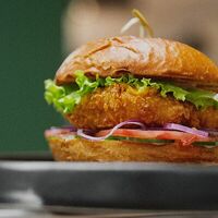 Бургер с курицей в Sant