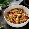 Лапша вок с курицей в Кухня МОМО по цене 494