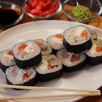 Роллы Макси в Ямато по цене 1150 ₽