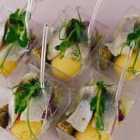 Канапе с сельдью и картофелем в Hotkitchen