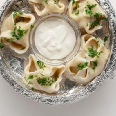 Манты с курицей в КинзаЗа по цене 378 ₽