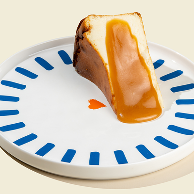 Чизкейк Сан-Себастьян с соленой карамелью в Сицилия по цене 485 ₽