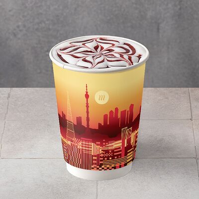 Латте вишневое тирамису в Шоколадница по цене 390 ₽