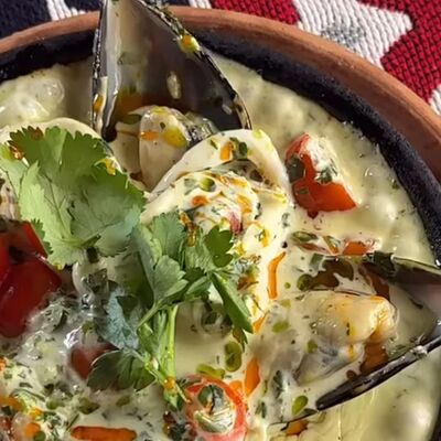 Чкмерули с морепродуктами в Кинто по цене 1525 ₽