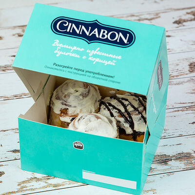 3 мини-булочки в Cinnabon по цене 675 ₽