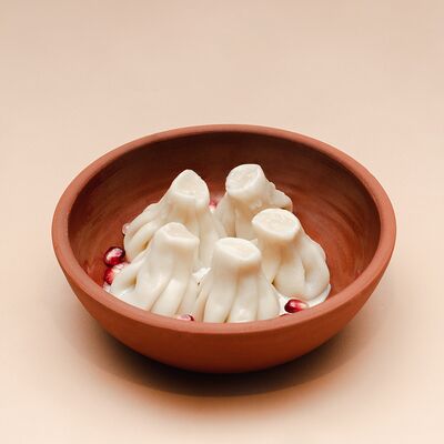 Мини-хинкали c говядиной в сливочно-горчичном соусе в Tbls по цене 485 ₽