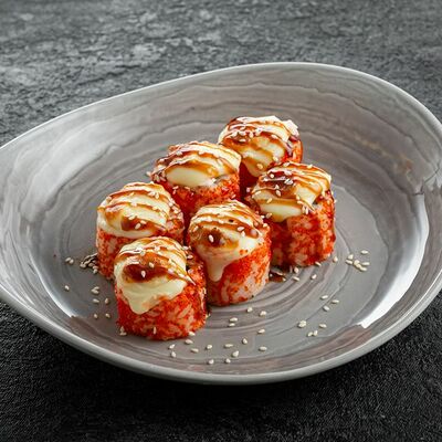 Запеченный ролл с крабом и моцареллой в Нектарин по цене 630 ₽